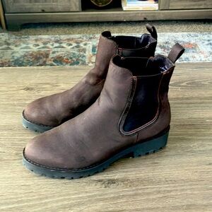 Thursday Everyday Boots Size 8 Women’s
